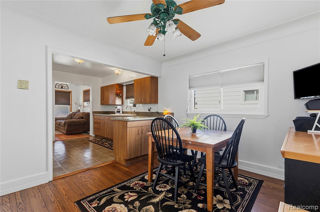 29025 Dawson Street, Garden City, MI — Photo 6