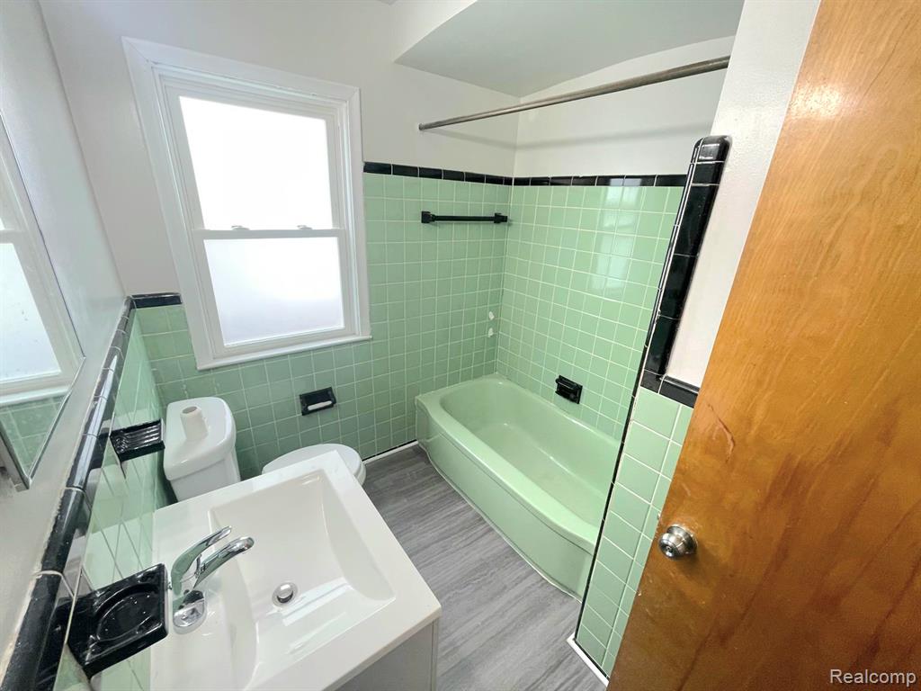 7843 Rutherford Street, Detroit, MI 48228 — Photo 19