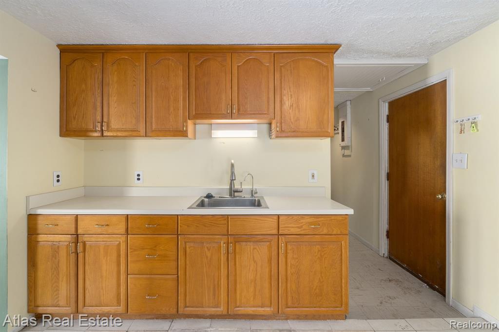 10128 Dar Lane, Goodrich Vlg, MI — Photo 25