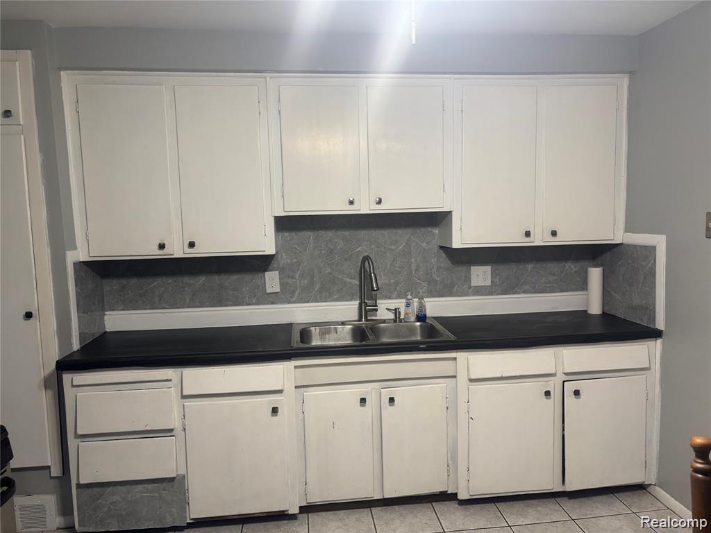 25146 WAGNER Avenue, Warren, MI 48089 — Photo 7