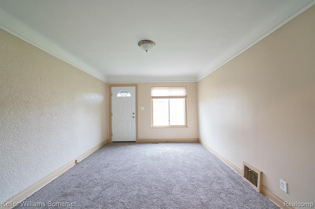 51 SPOKANE Drive, Pontiac, MI 48341 — Photo 25