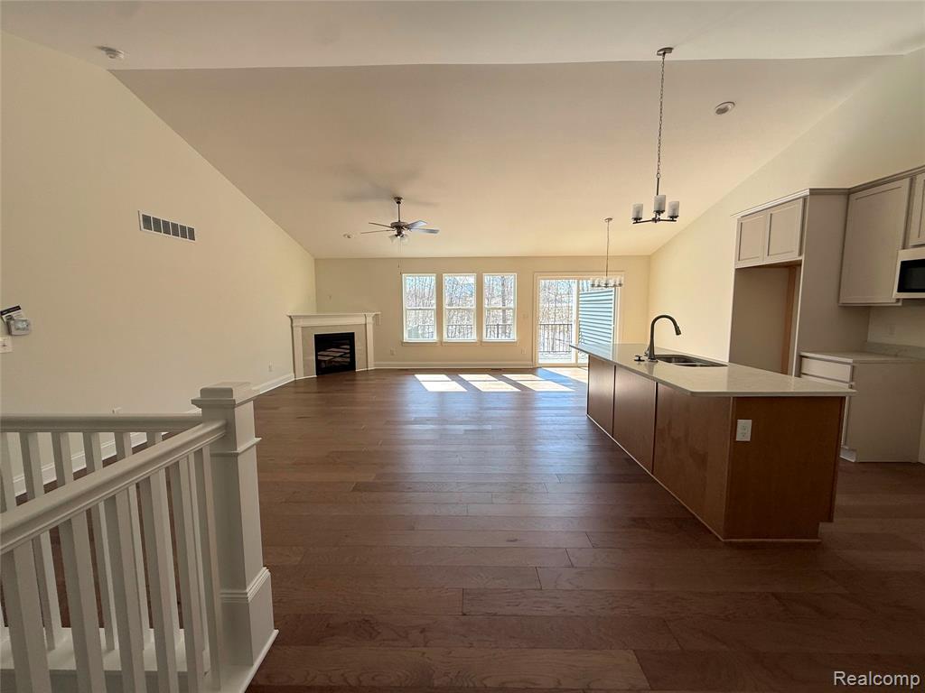 1089 Camellia Circle, 31, Howell, MI 48843 — Photo 4