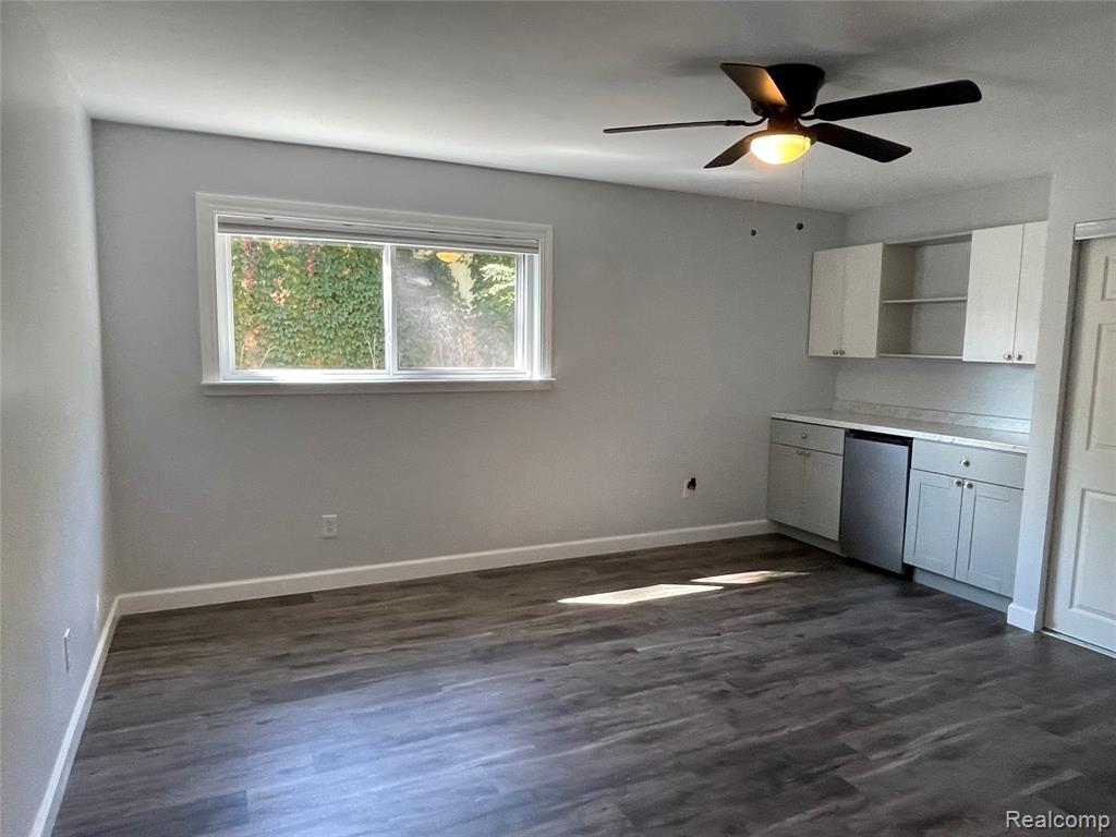 8981 Devon Drive, Shelby Twp, MI 48317 — Photo 16