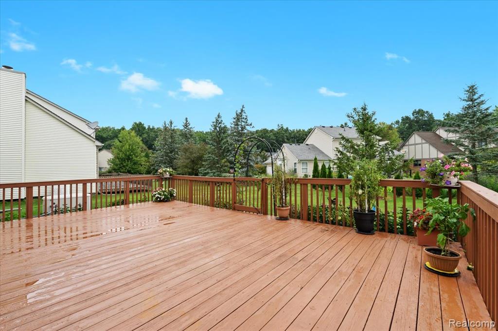 5747 Glen Creek Court, Ann Arbor, MI 48108 — Photo 42