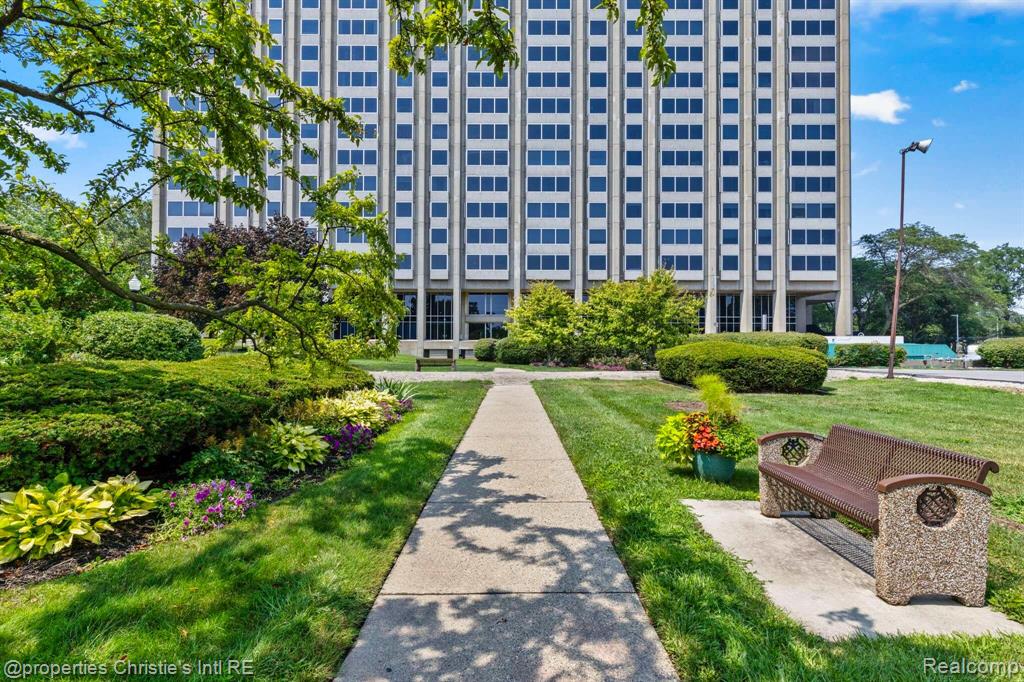 1300 E Lafayette Street, 104, Detroit, MI 48207 — Photo 22
