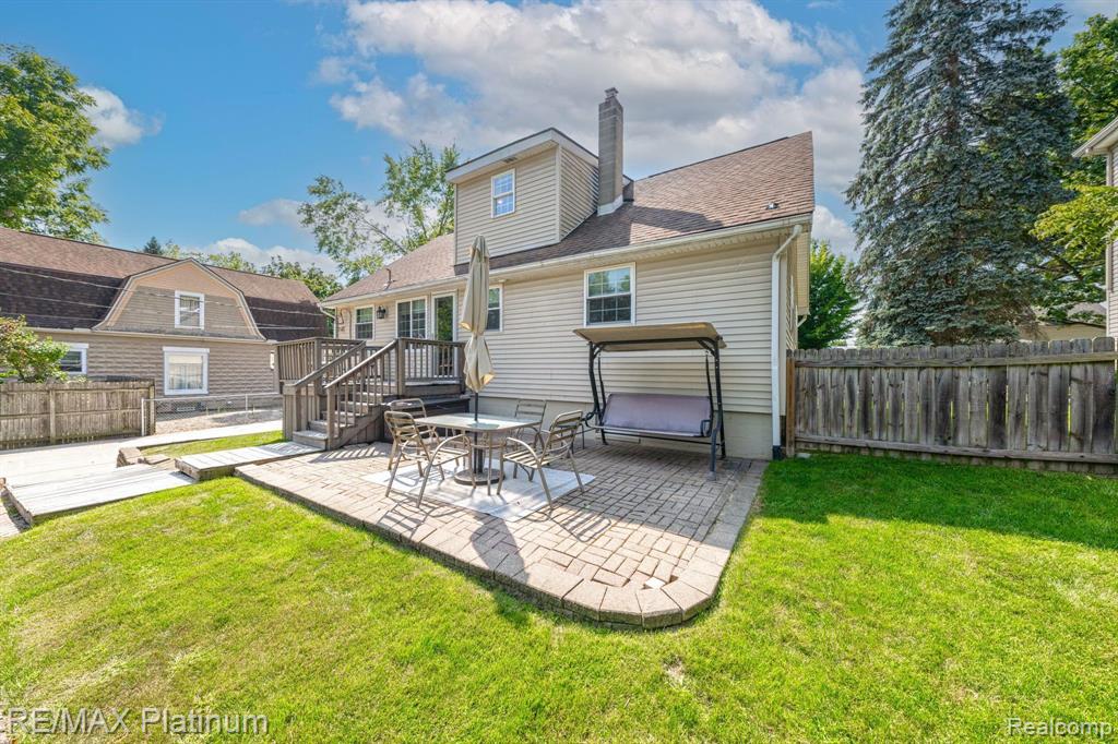 303 BRISTOL Street S, Almont, MI 48003 — Photo 10