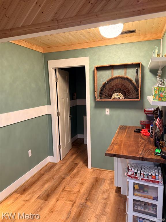 5760 Stone Briar Lane S, Freeland, MI 48623 — Photo 36