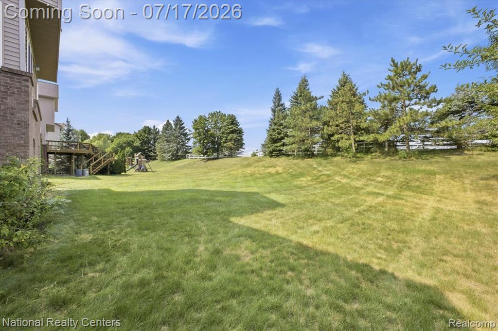 5741 Bingham Drive, Commerce Twp, MI 48382 — Photo 21
