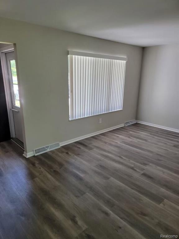 704 Colorado Street, Marysville, MI 48040 — Photo 9