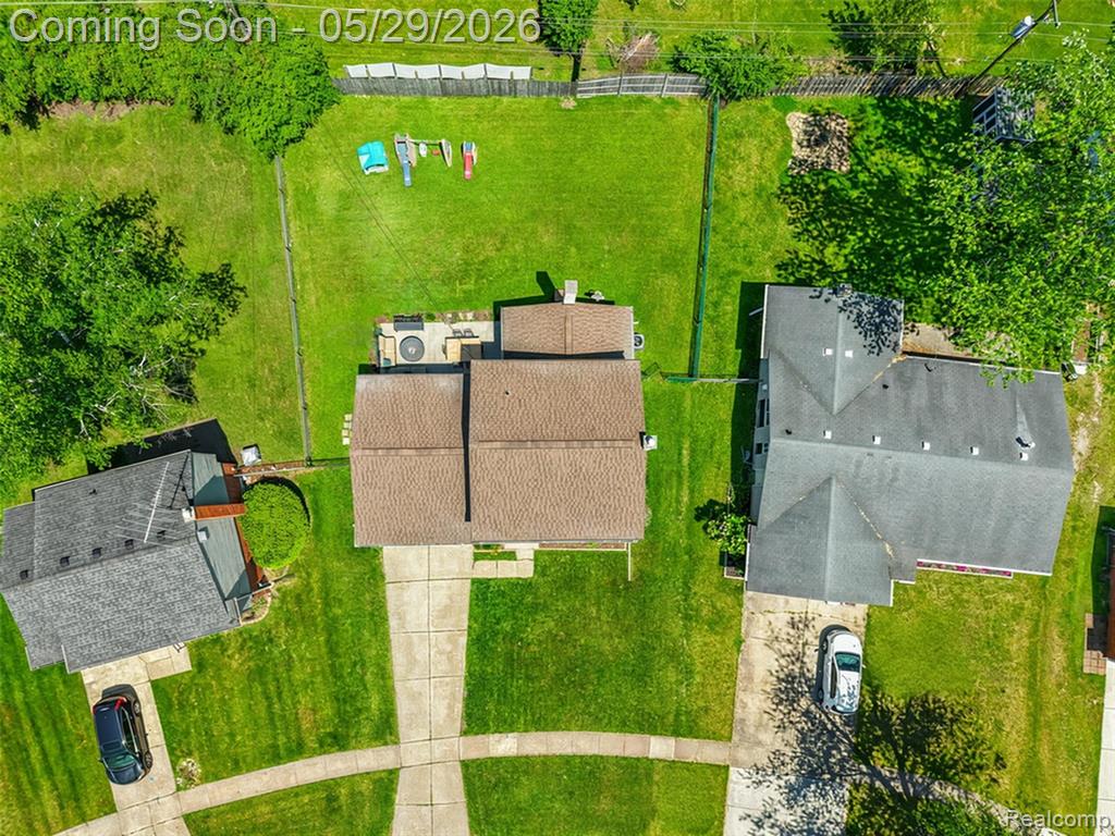 8941 Bristol Court, Ypsilanti, MI 48198 — Photo 33
