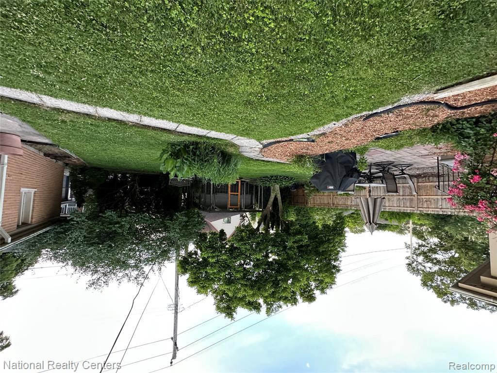 821 Pemberton Road, Grosse Pointe, MI 48230 — Photo 48