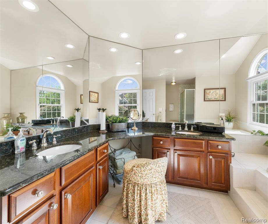 49068 Poppleton Court, Canton, MI 48187 — Photo 25