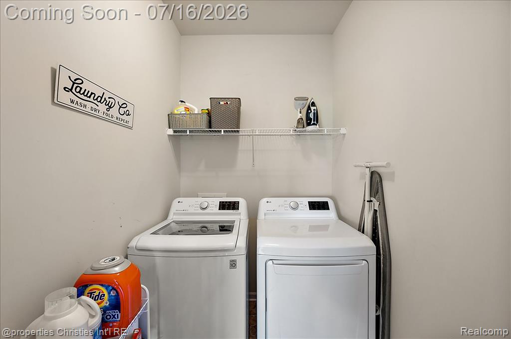 50026 Alden, Canton, MI 48188 — Photo 21
