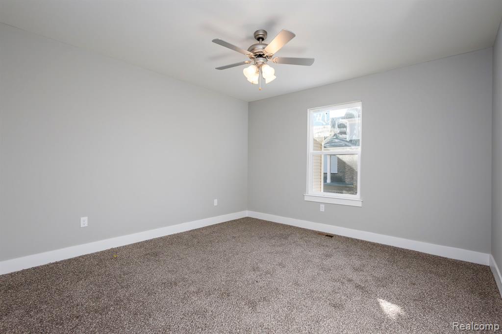 2367 Baltimore, Davison, MI 48423 — Photo 12