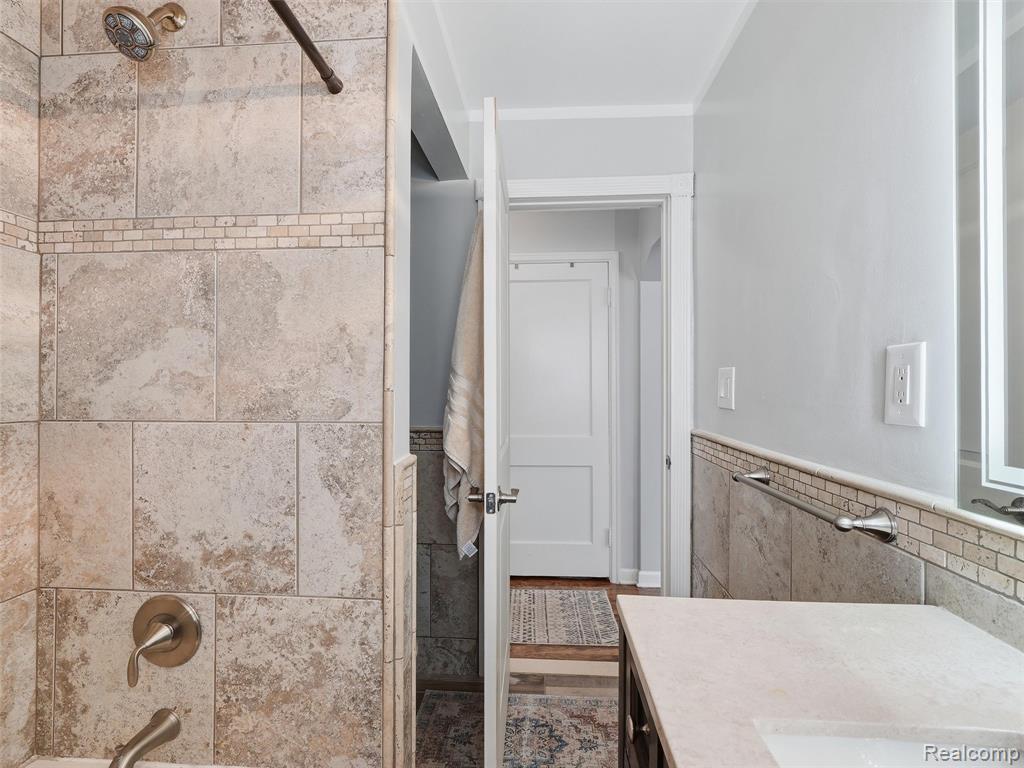 433 Dewey Street, Royal Oak, MI 48067 — Photo 11