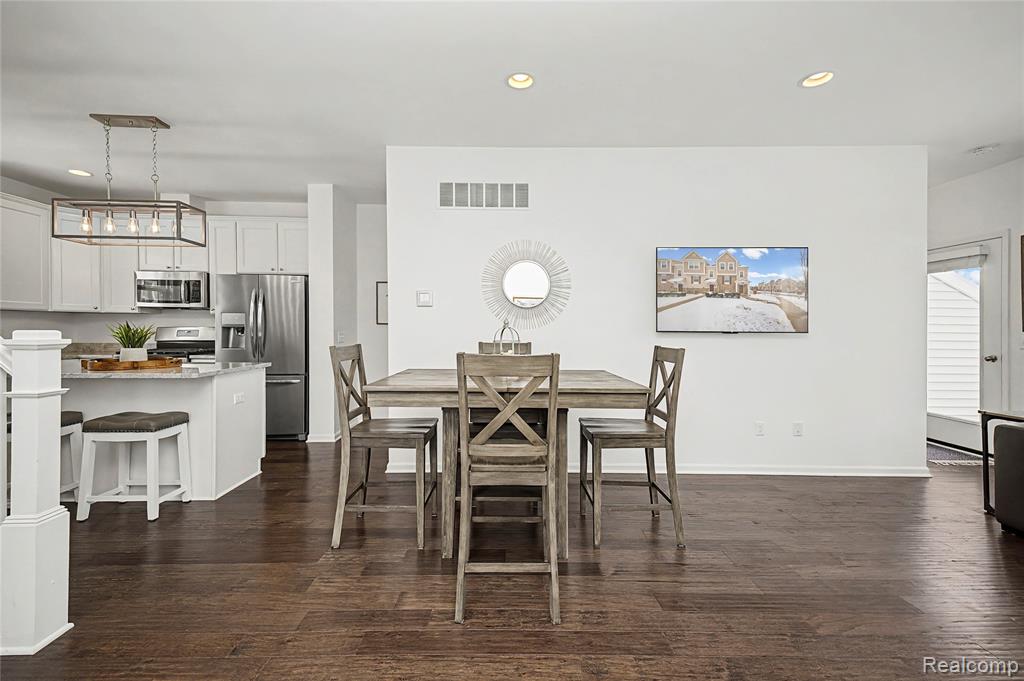 3157 Johanna Ware W, Wixom, MI 48393 — Photo 17