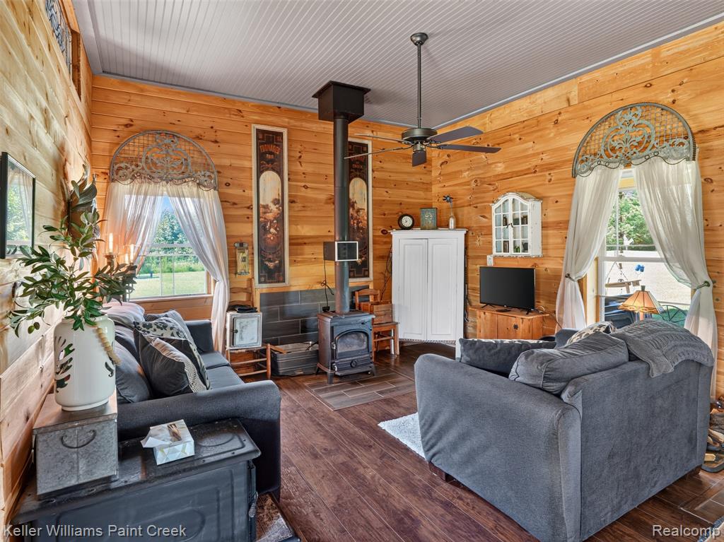 4107 Pine Street, Gladwin, MI 48624 — Photo 5