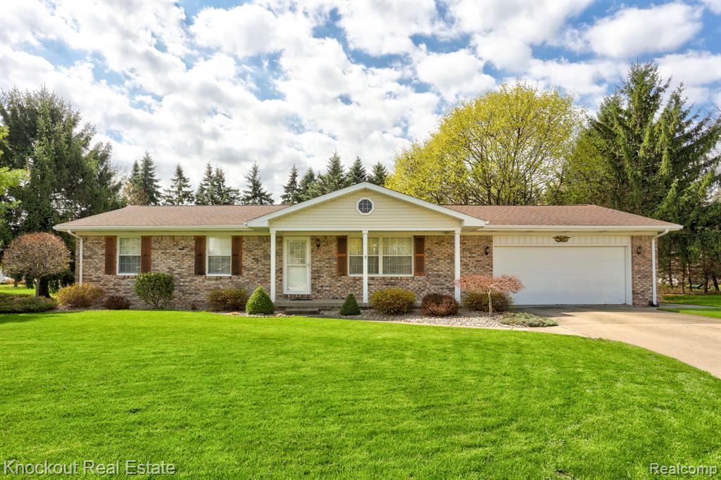5 Krafft Court, Frankenmuth, MI 48734 — Photo 4