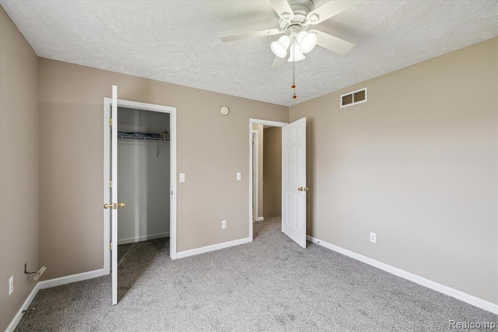 684 HAYSTACK Drive, Linden, MI 48451 — Photo 21