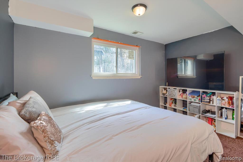 4156 Bobwhite Drive, Flint, MI 48506 — Photo 34