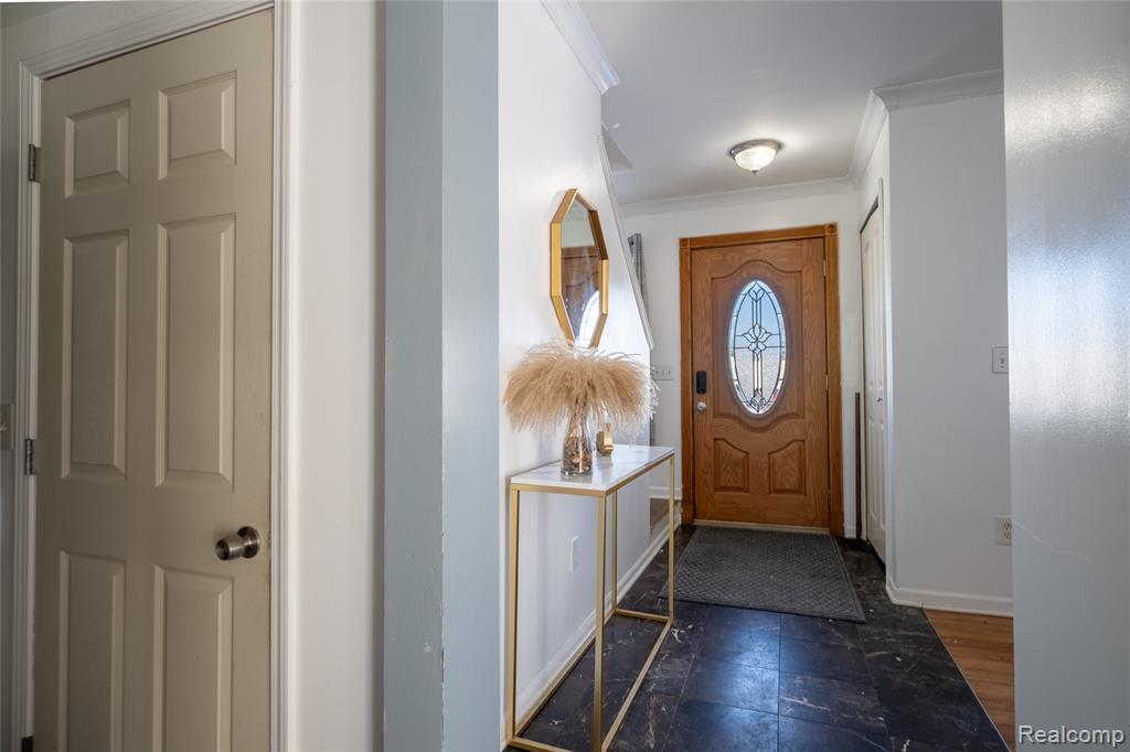 1750 E Woodruff Avenue, Hazel Park, MI 48030 — Photo 11