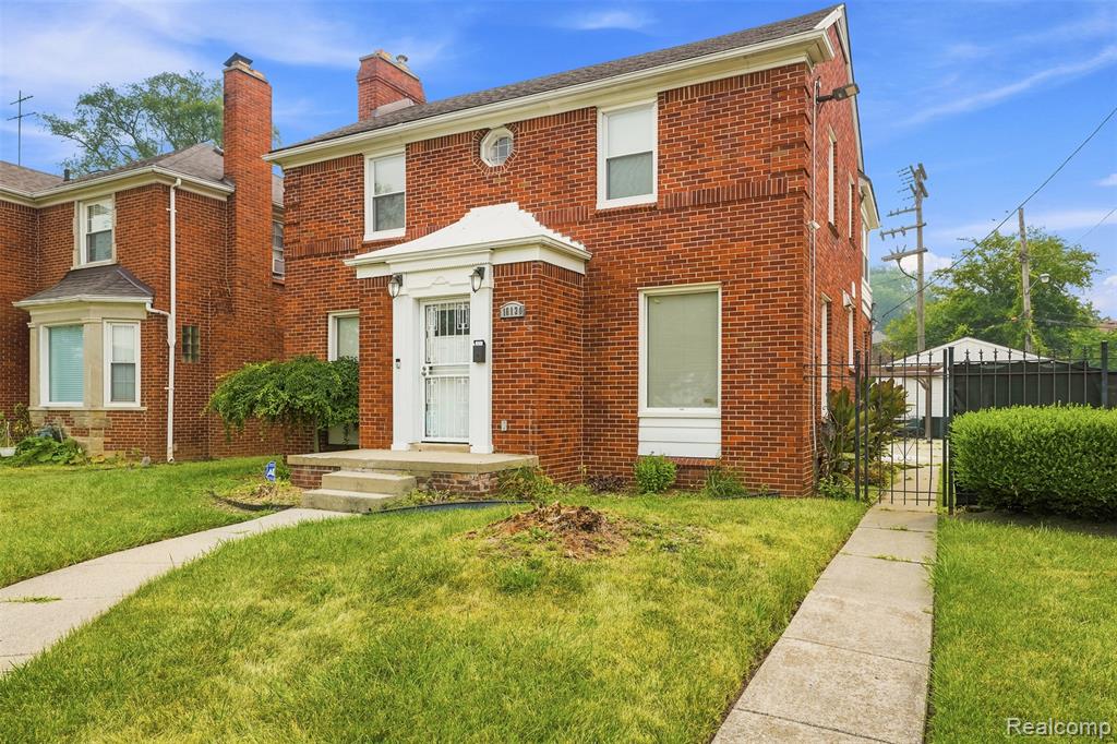 16130 Whitcomb Street - Photo 2