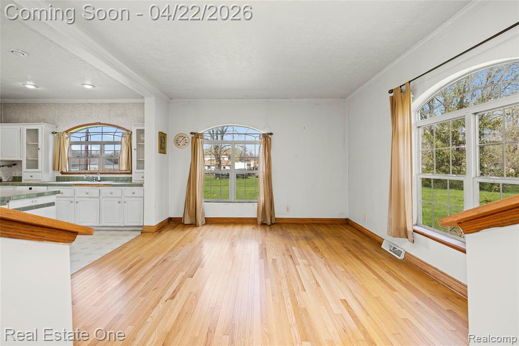 26996 Sumpter Road, Belleville, MI 48111 — Photo 18
