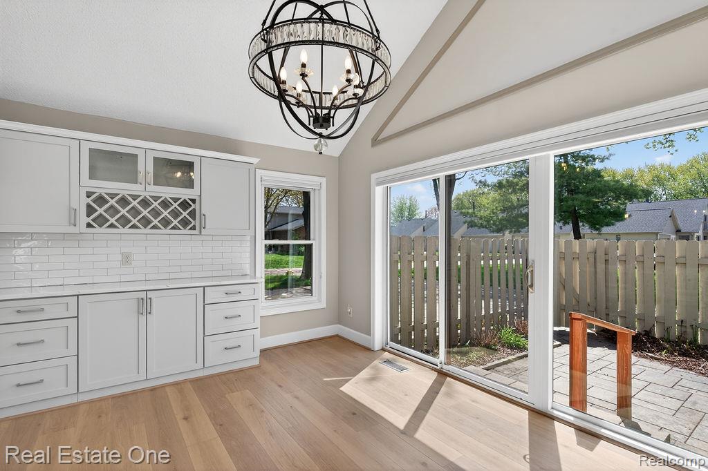 42660 Elizabeth Place, Clinton Twp, MI 48038 — Photo 17