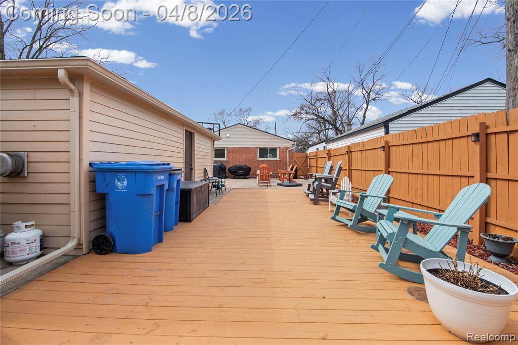 4685 Universal Street, Dearborn Heights, MI 48125 — Photo 51