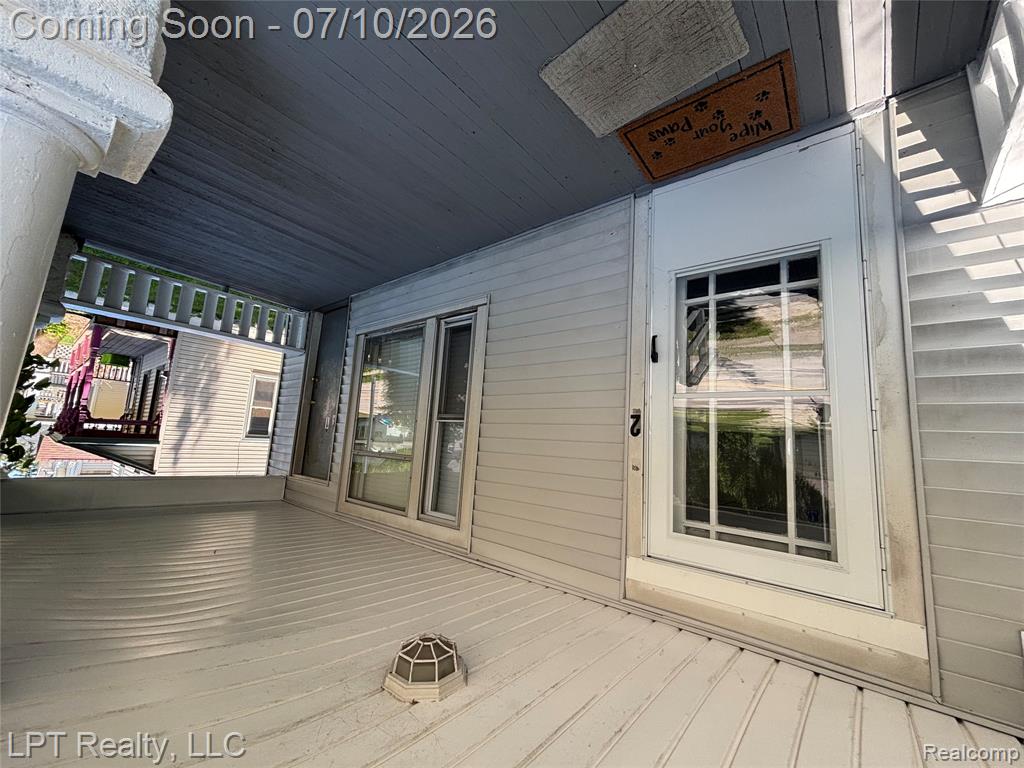 923 10th Street, Port Huron, MI 48060 — Photo 4