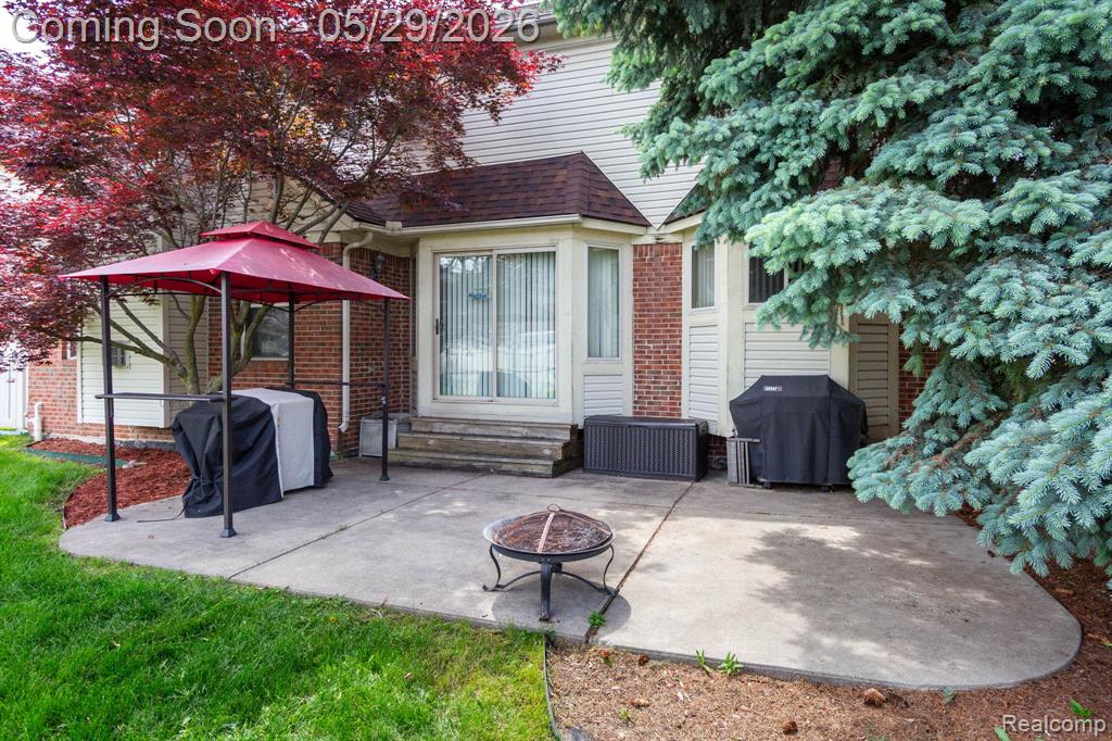 24227 Brentwood Drive, Trenton, MI 48183 — Photo 31