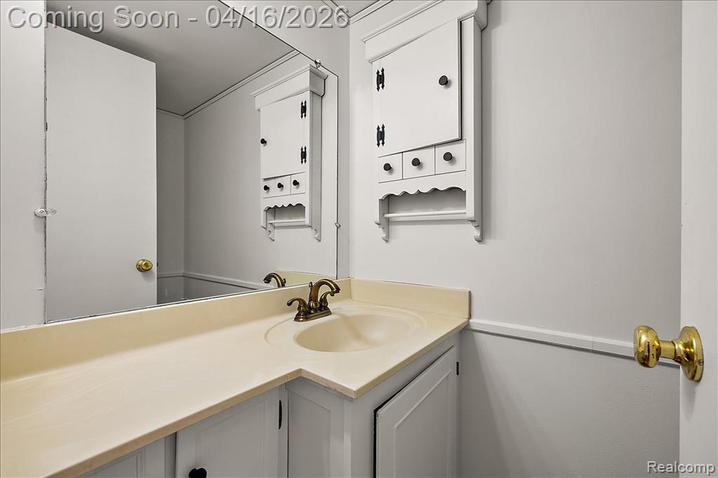 42754 Lyric Court, Northville, MI 48167 — Photo 17