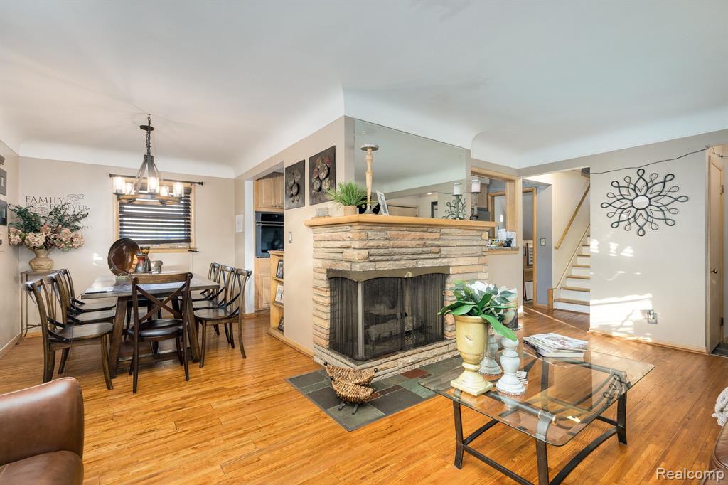 392 Cambridge Drive, Mount Clemens, MI 48043 — Photo 17