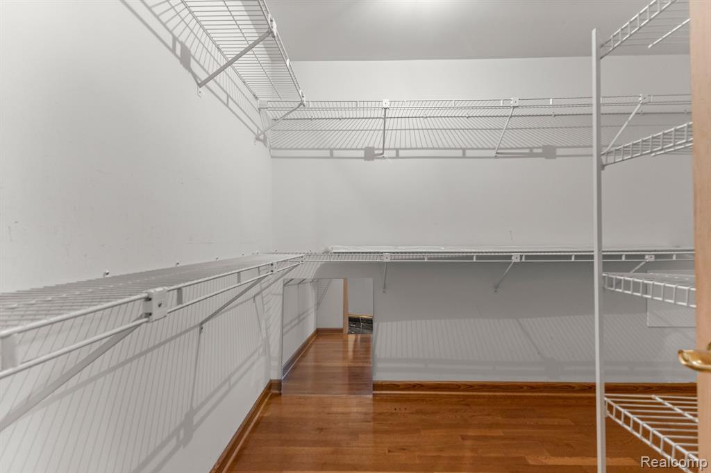 4 LEMINGTON, Dearborn, MI 48126 — Photo 22
