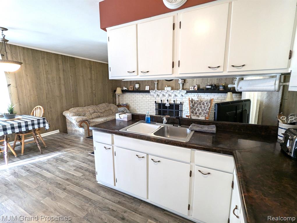 9264 CHAMBERLAIN Street, Romulus, MI 48174 — Photo 4