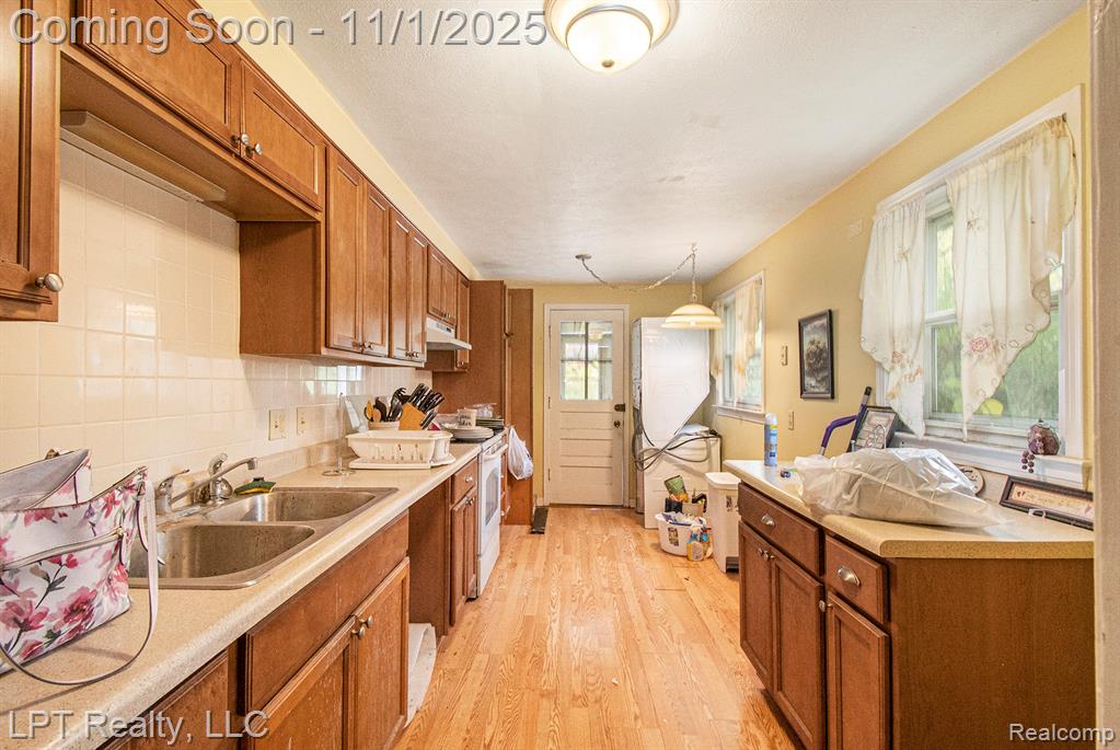 1130 Norwood Road, Lansing, MI 48917 — Photo 8