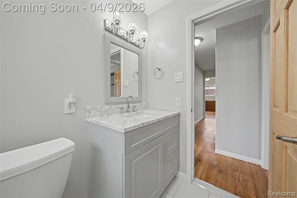 906 Englewood Avenue, Royal Oak, MI 48073 — Photo 12
