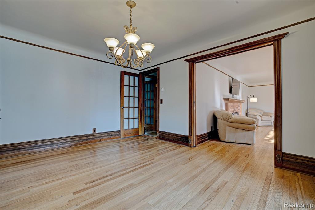 300 Sherman Court, Ortonville, MI 48462 — Photo 11