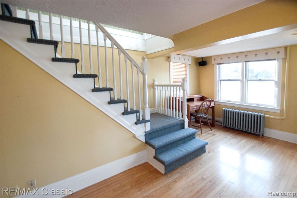 260 Oak Island Drive, Wolverine Lake, MI 48390 — Photo 10