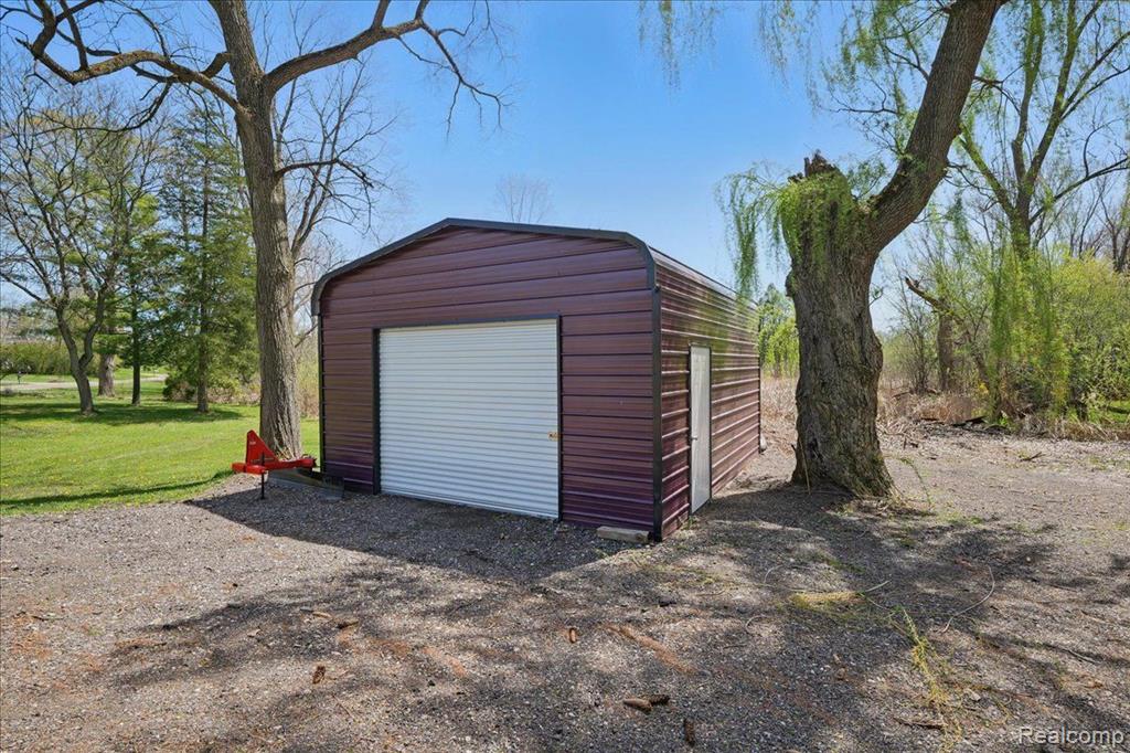 7003 TAPPON Drive, Clarkston, MI — Photo 32