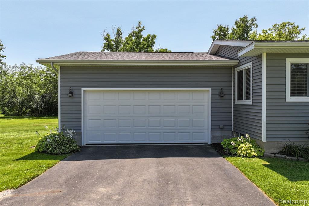 8406 E LIPPINCOTT Boulevard, Davison, MI 48423 — Photo 4