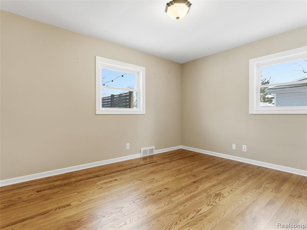 48940 Cardinal Street, Shelby Twp, MI 48317 — Photo 15