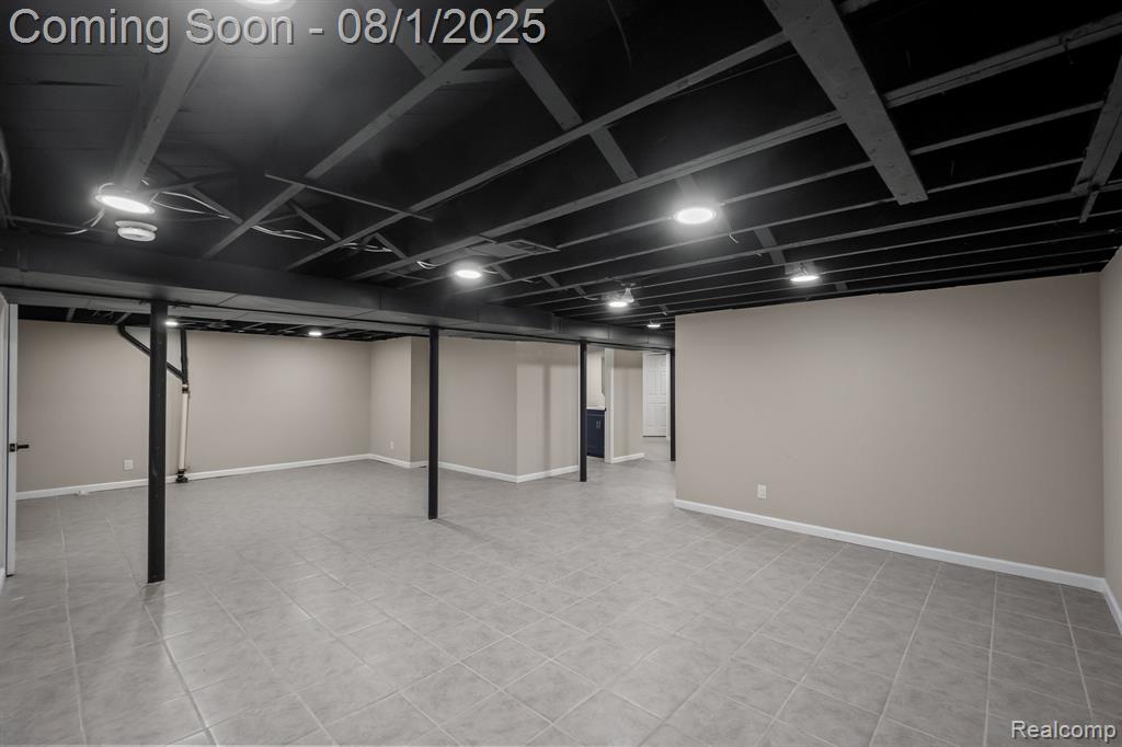 4866 Walnut Lake Road, Bloomfield Hills, MI — Photo 24