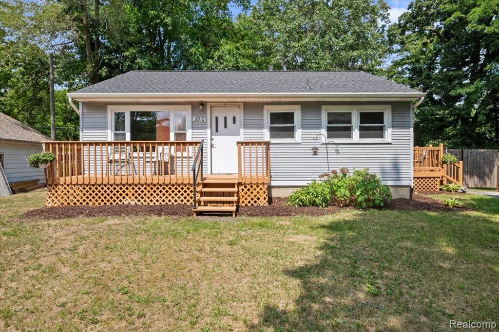 5510 Hanley, Waterford, MI 48327
