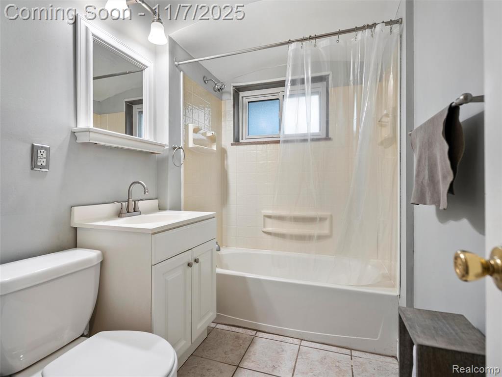 7231 Weingartz, Center Line, MI 48015 — Photo 19