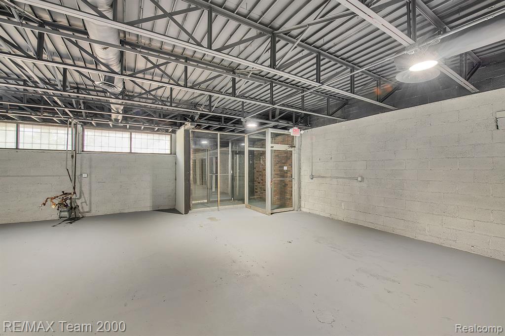 8400 PELHAM Road, Taylor, MI — Photo 9