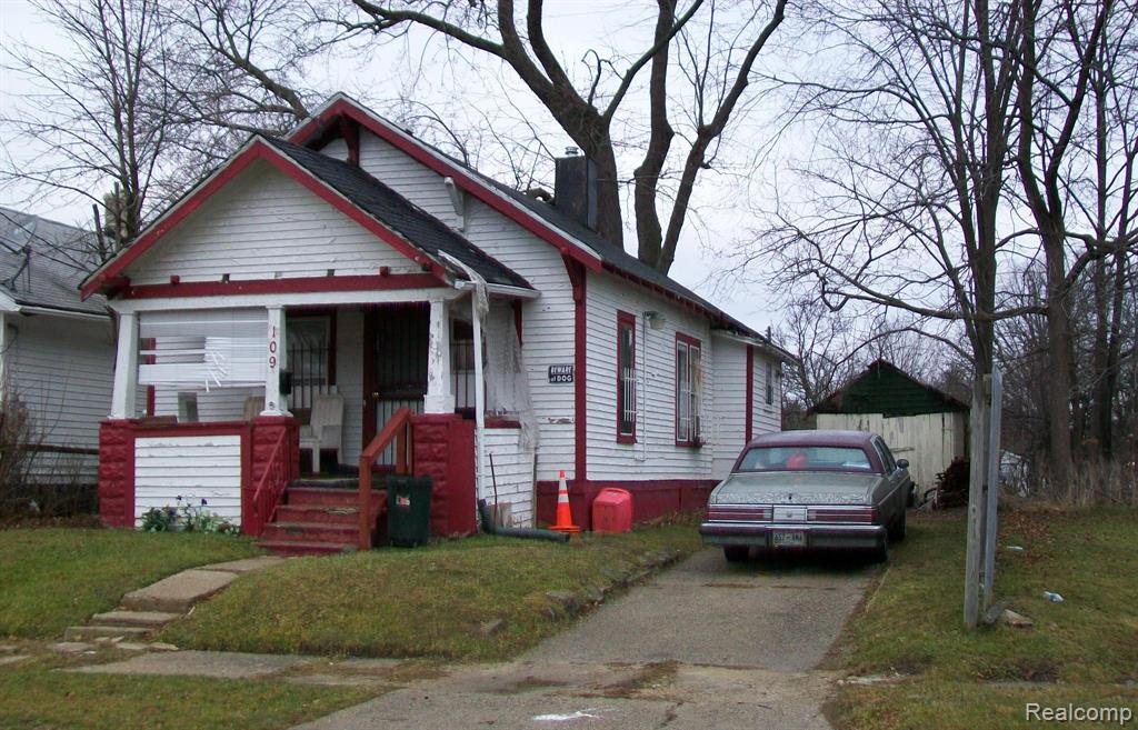 109 E Bishop Avenue, Flint, MI 48505 — front exterior
