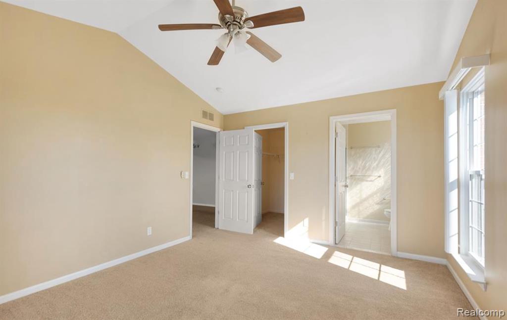 1845 FLAGSTONE Circle, Rochester, MI 48307 — Photo 9