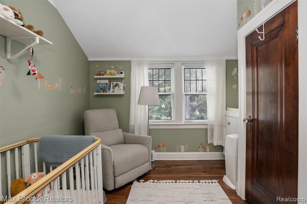 454 W Oakridge Street, Ferndale, MI 48220 — Photo 24
