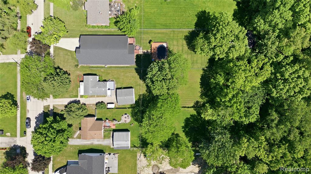 22401 Monterey Drive, Woodhaven, MI 48183 — Photo 40